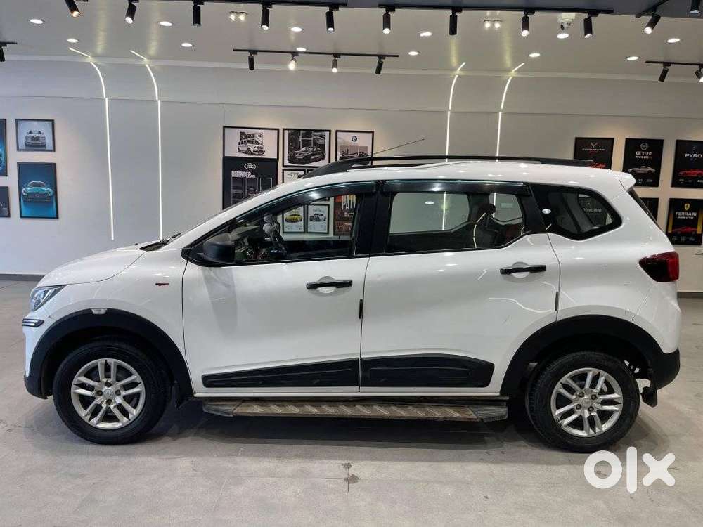 Renault Triber Rxl, 2022, Petrol