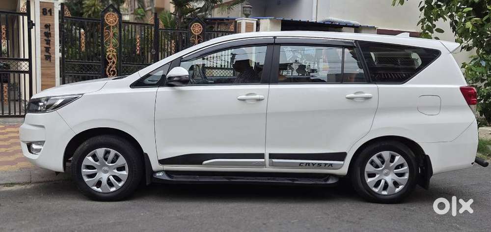 Toyota Innova Crysta 2.4 Gx Limited Edition 8 Str, 2025, Diesel