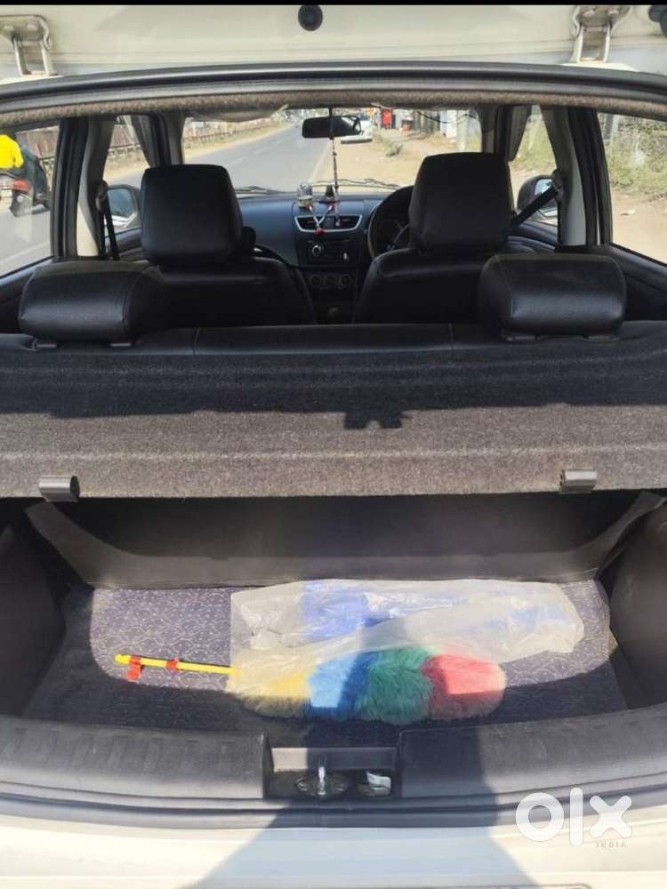 Maruti Suzuki Swift Vxi + Manual, 2015, Petrol