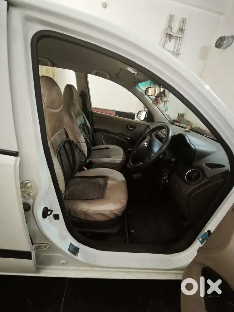 Hyundai I10 2011 Petrol Well Maintained