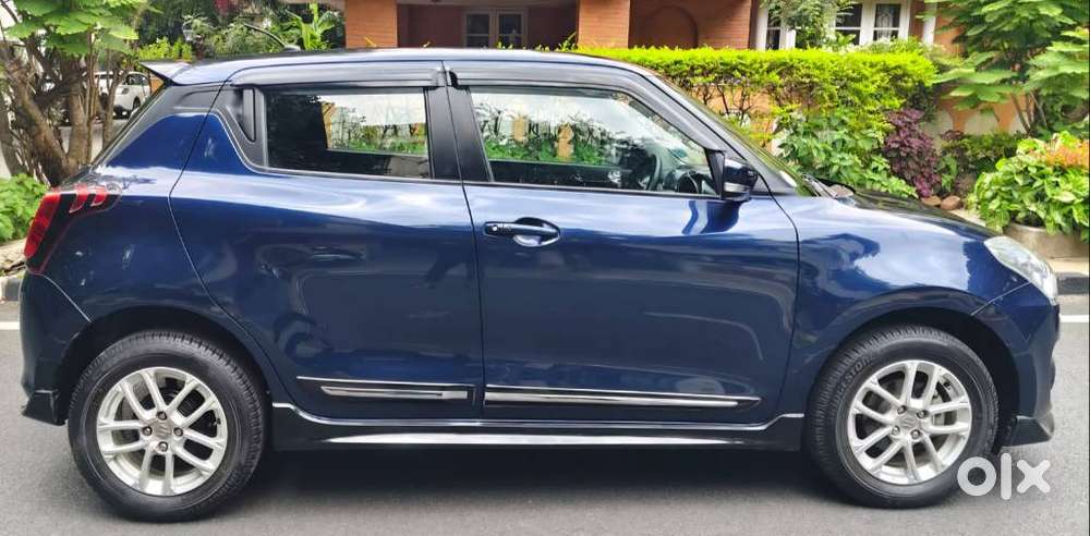 Maruti Suzuki Swift 1.3 Zxi, 2023, Petrol
