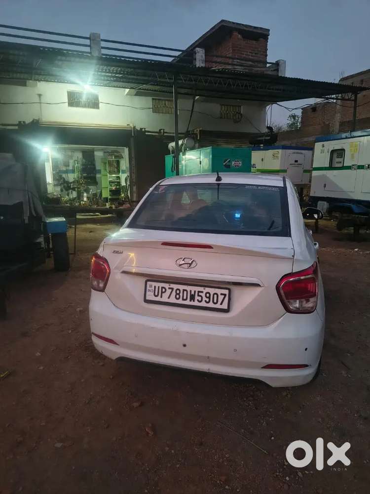 Hyundai Xcent 2015 Diesel Well Maintained