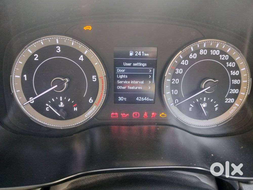 Hyundai Venue Sx Mt, 2021, Diesel