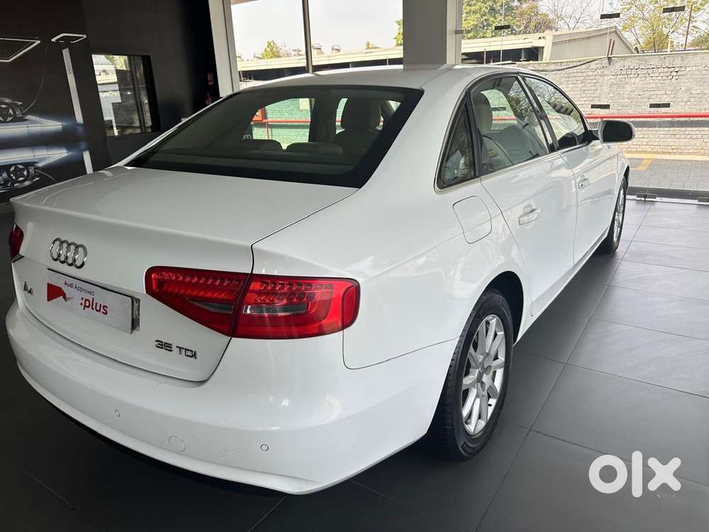 Audi A4 2.0 Tdi Premium With Sunroof, 2015, Diesel