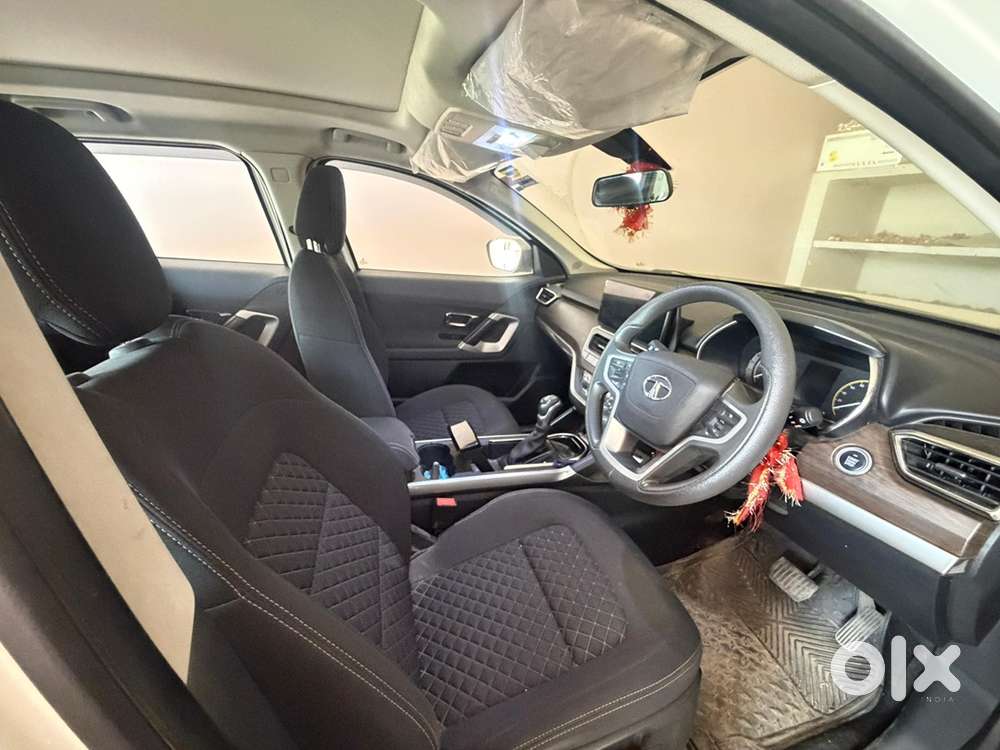 Tata Harrier 2023 Diesel 18000 Km Driven