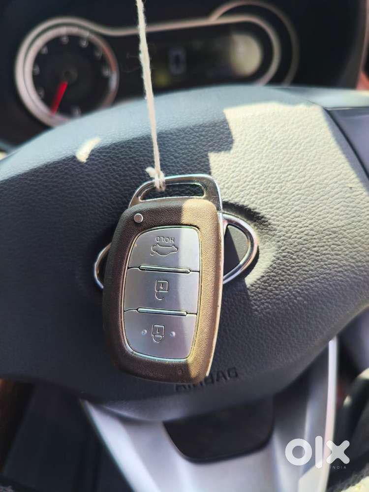 Hyundai Aura 1.2 S Petrol Amt, 2021, Petrol