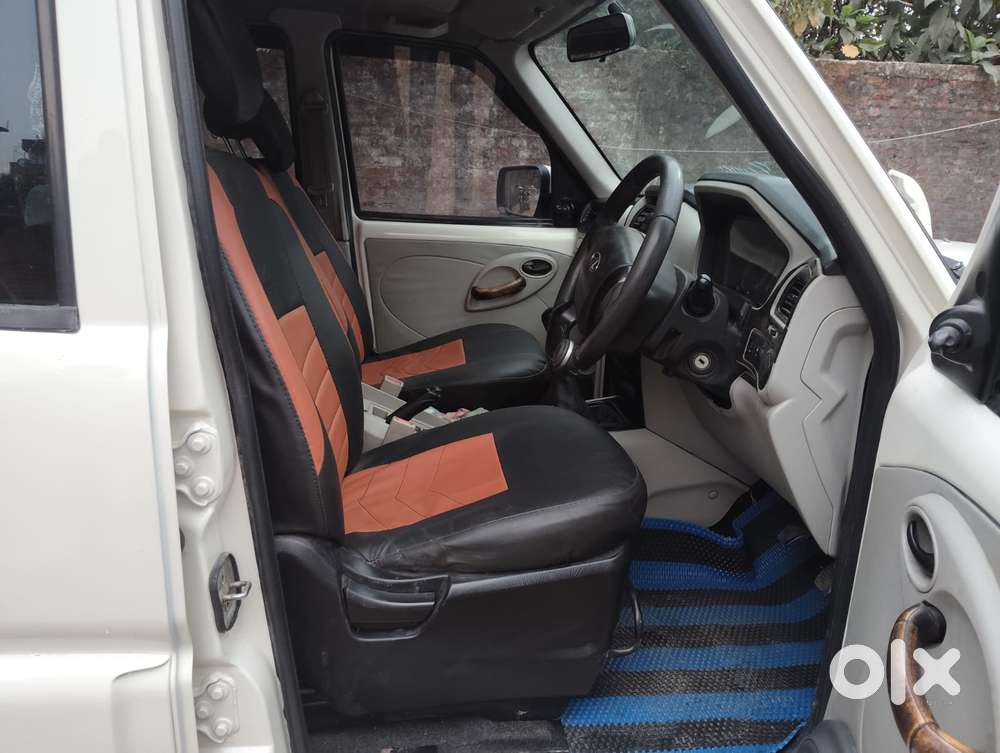 Mahindra Scorpio S4, 2016, Diesel