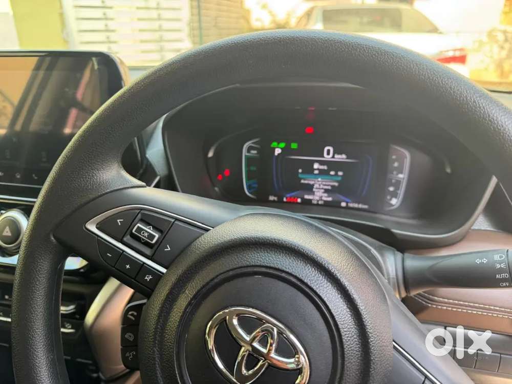 Toyota Hyrder Hybrid Automatic 6 Months Old