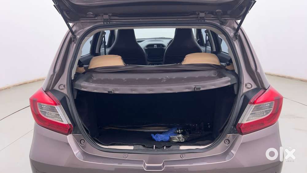 Tata Tiago 1.2 Revotron Xt, 2017, Petrol