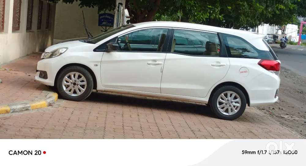 Honda Mobilio Disel Top Model Super Condition