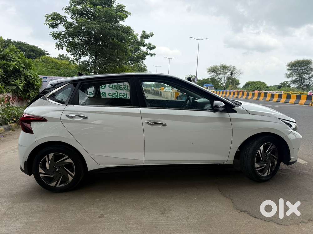 Hyundai New I20 2021 Diesel Sunroof To Model