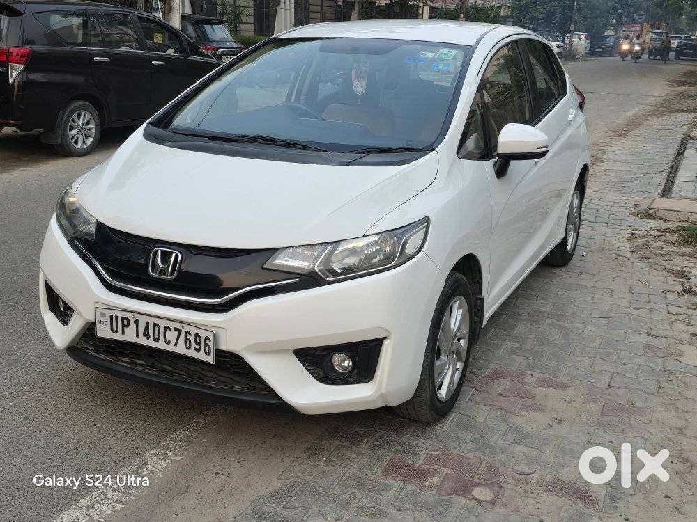 Honda Jazz V Mt Privilege, 2017, Petrol