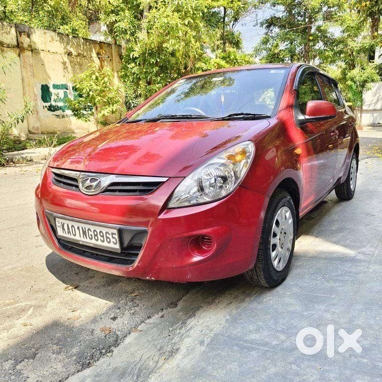 Hyundai I20 Magna 1.2 Mt, 2011, Petrol
