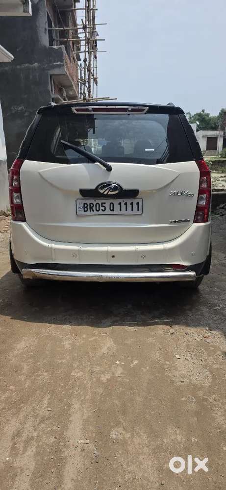 Mahindra Xuv500 2016 Diesel 83000 Km Driven