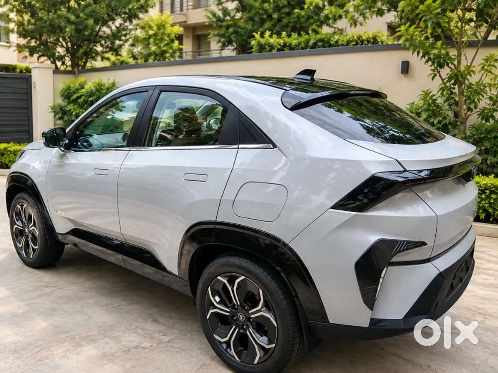 Tata Curvv 1.2 Petrol Automatic 2025