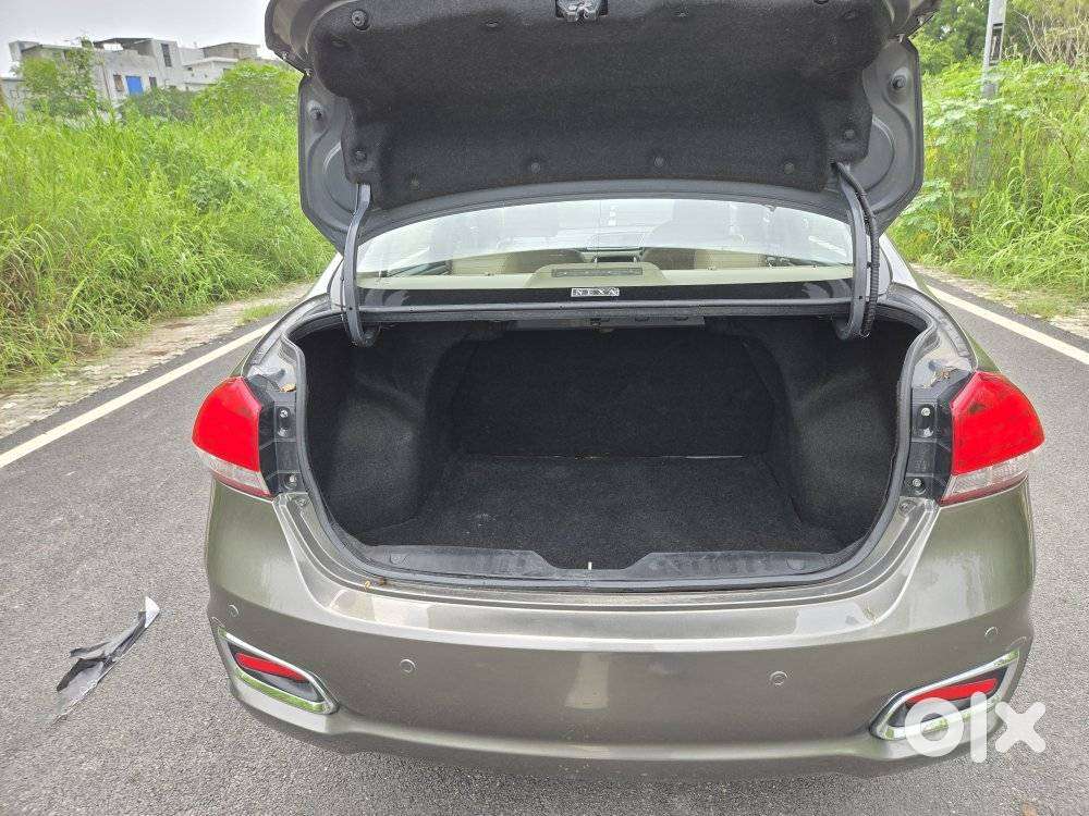 Maruti Suzuki Ciaz Smart Hybrid Alpha , 2019, Petrol