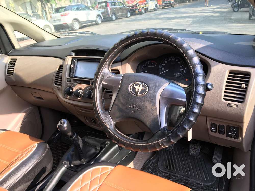 Toyota Innova 2.5 G (diesel) 8 Seater, 2016, Diesel
