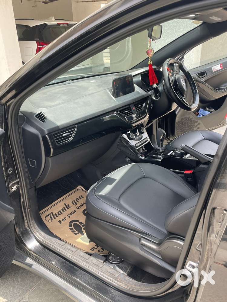 Tata Nexon Xza+ Automatic Petrol - Dark Edition
