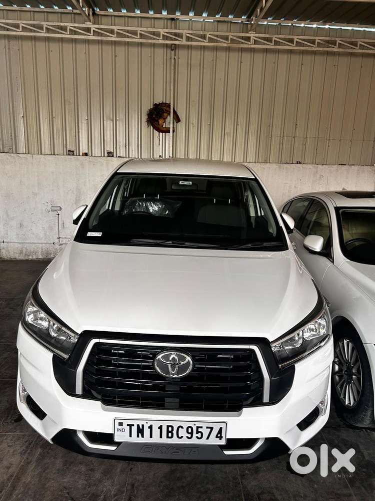 Toyota Innova Crysta 2.4 G Mt 8s, 2023, Diesel