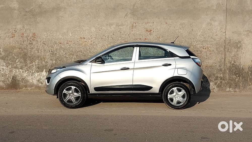 Tata Nexon 1.5 Revotorq Xm (s), 2018, Diesel