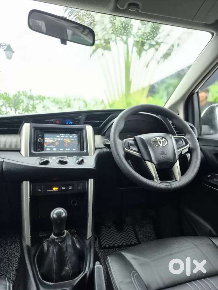 Toyota Innova Crysta G 8 Str, 2016, Diesel