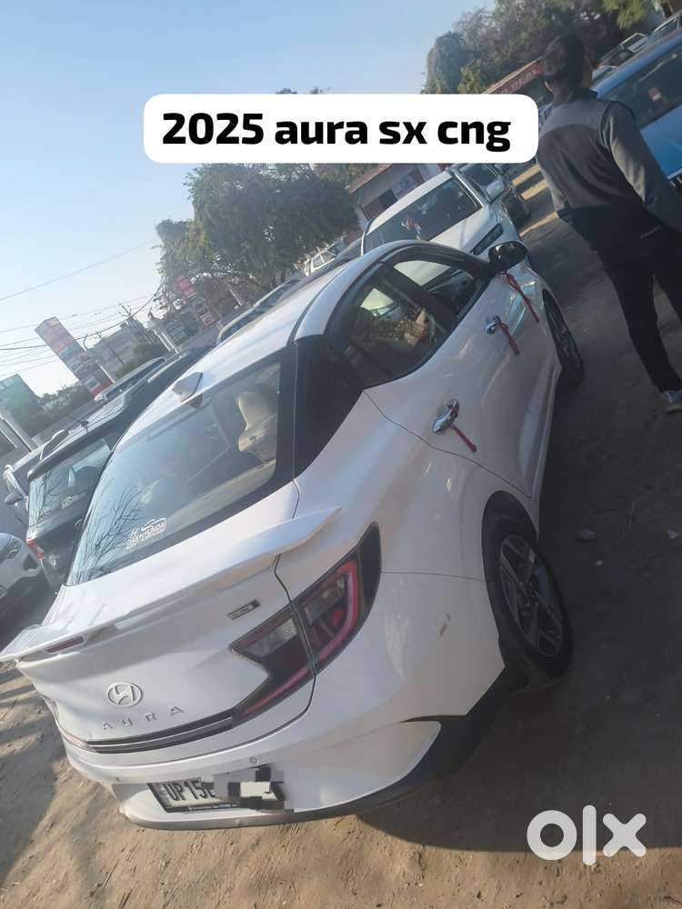 Hyundai Aura 1.2 Sx Cng, 2025, Cng & Hybrids