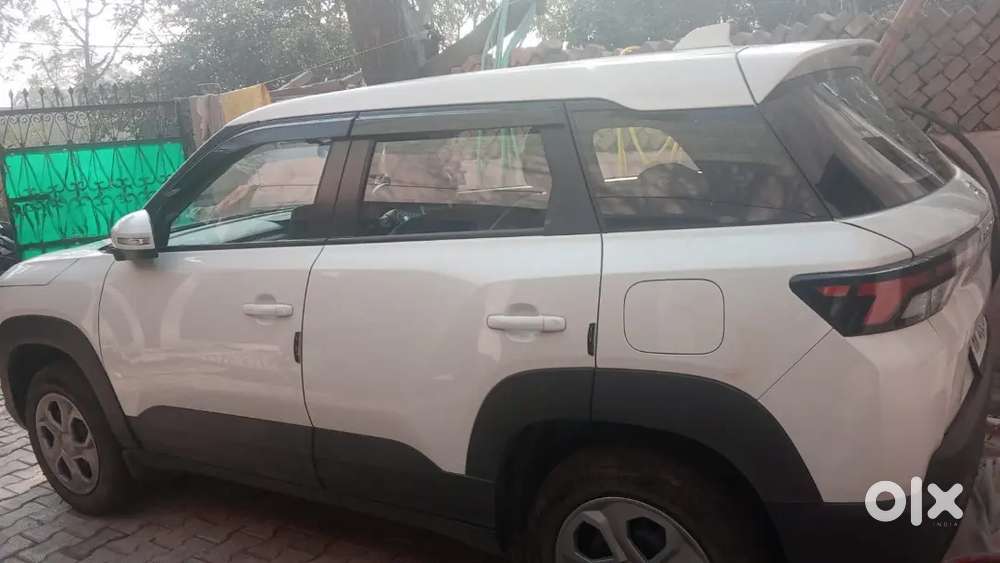 Maruti Suzuki Brezza 2024 Petrol 4500 Km Driven
