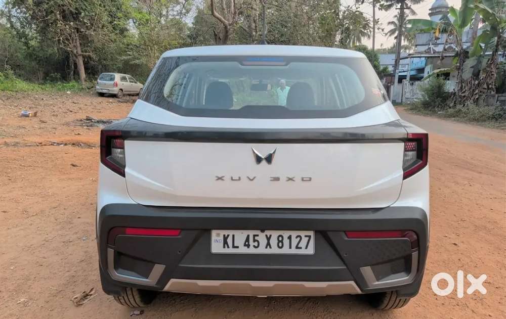 Mahindra Xuv 3xo Mx3 2024