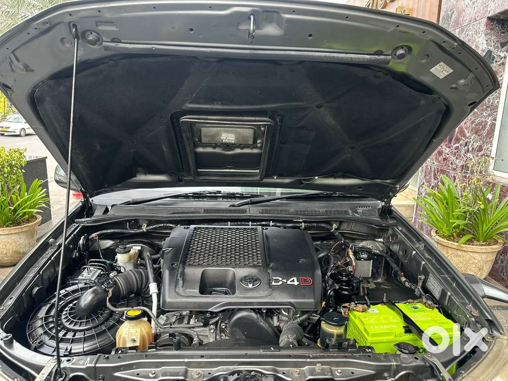 Toyota Fortuner Diesel 2012