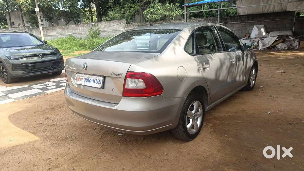 Skoda Rapid 1.6 Tdi Elegance, 2012, Diesel