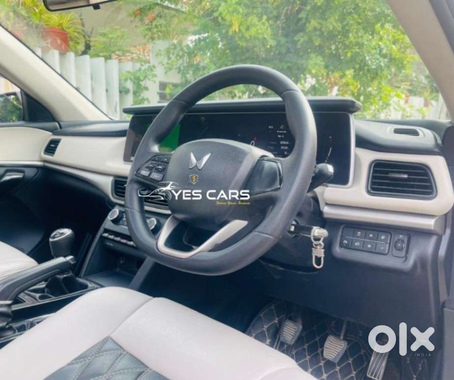 Mahindra Xuv700 2.2 Ax 5 Diesel Mt 7 Str, 2022, Diesel