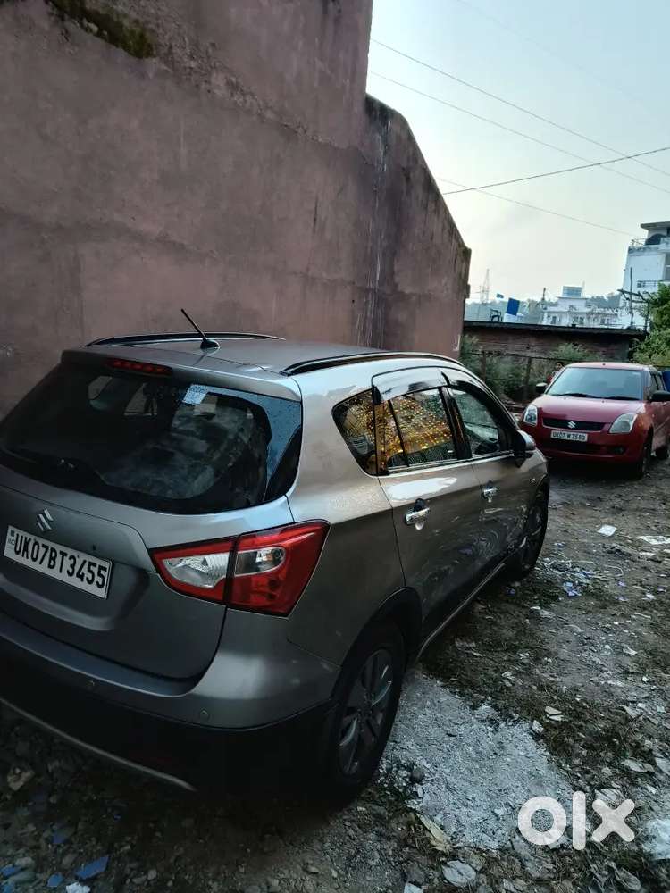 Maruti Suzuki S-cross 2016 Diesel Well Maintained