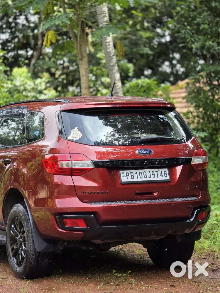 Ford Endeavour 2017 Diesel 76000 Km Driven