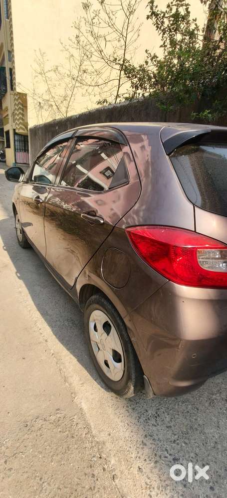 Tata Tiago 1.2 Revotron Xm Option, 2016, Petrol