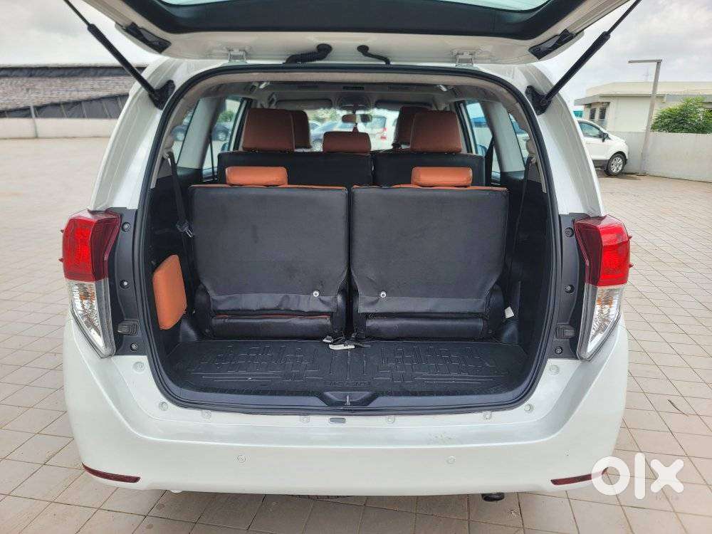 Toyota Innova Crysta 2.4 V 8 Str, 2018, Diesel