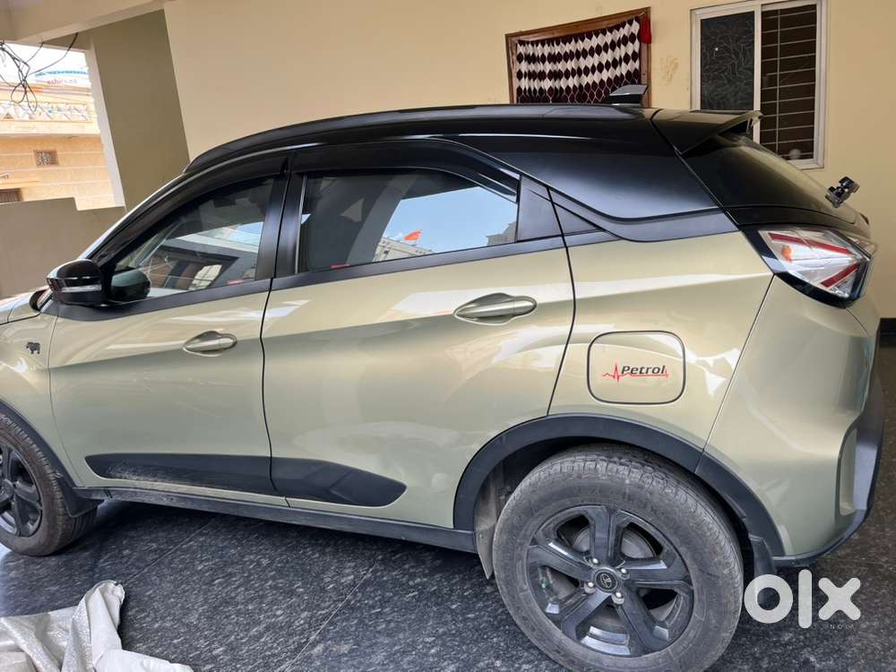 Tata Nexon 2023 Petrol