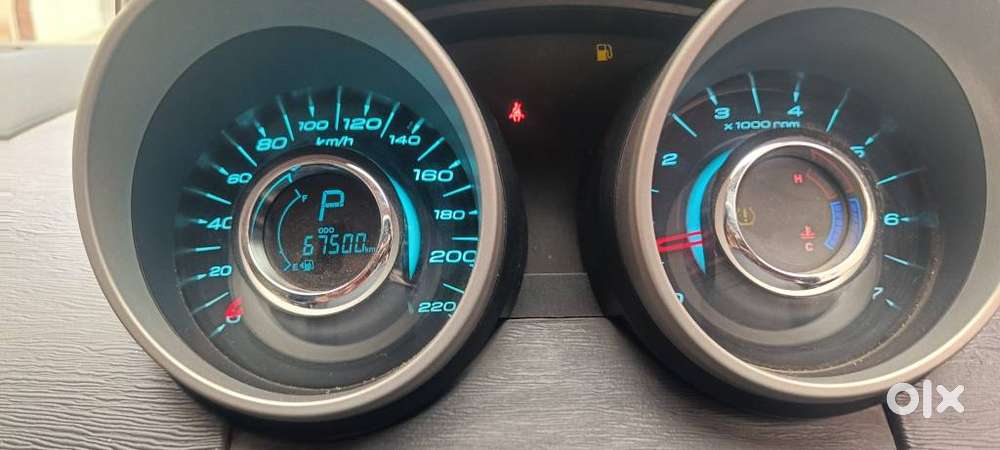 Mahindra Xuv500 At W10 Fwd, 2016, Diesel