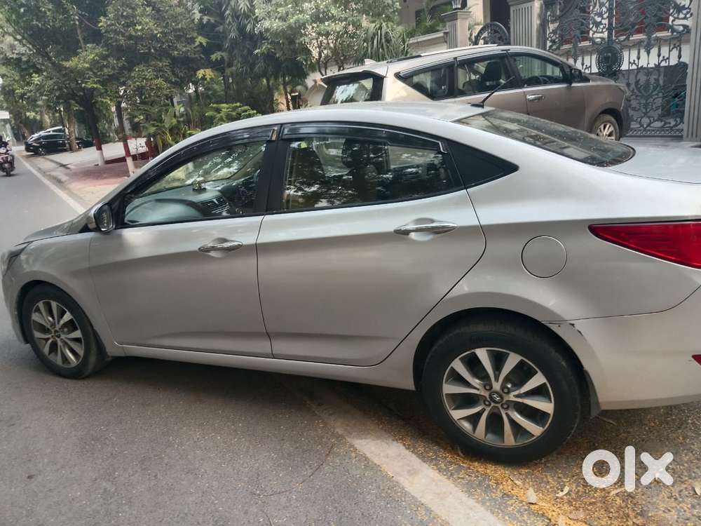 Hyundai Verna Sx(o) Petrol At, 2015, Petrol
