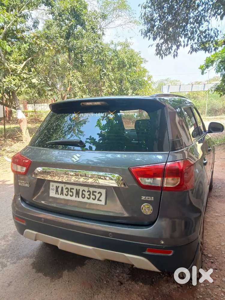 Maruti Suzuki Brezza Zdi Showroom Maintained