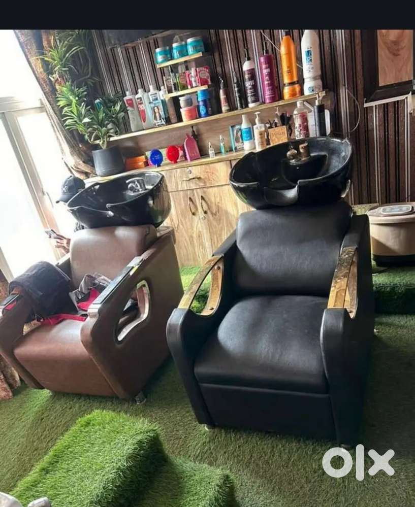 Salon furnished 2 months used urgent sale For Sale Shops & Offices