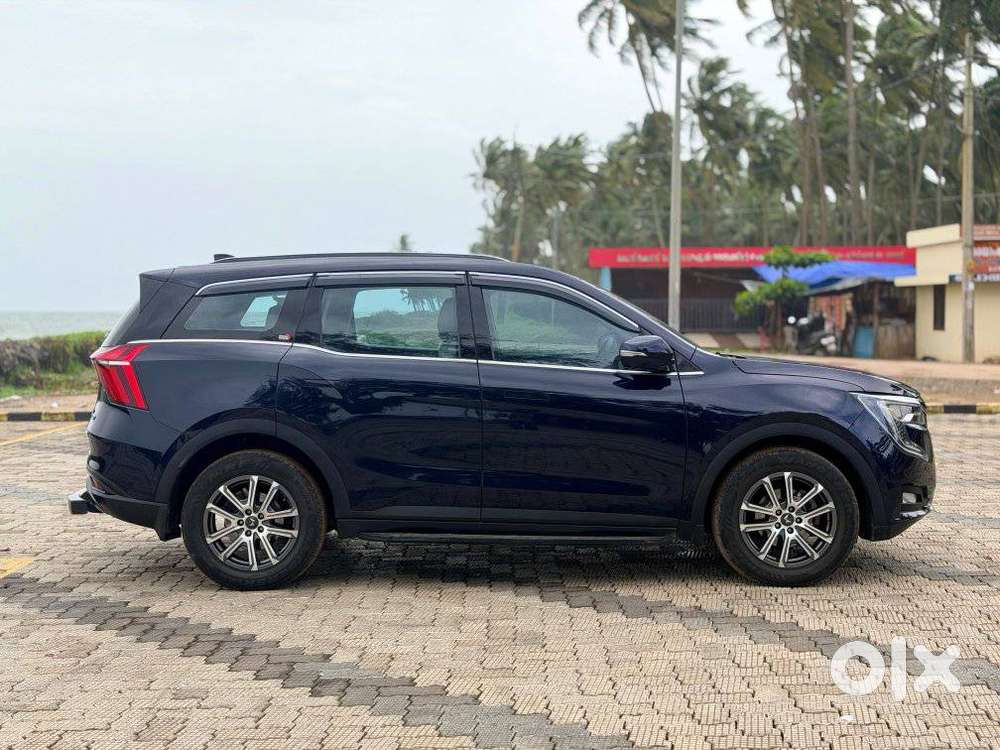 Mahindra Xuv700 2.2 Ax 7 Diesel At Luxury Pack Str Awd, 2022, Diesel