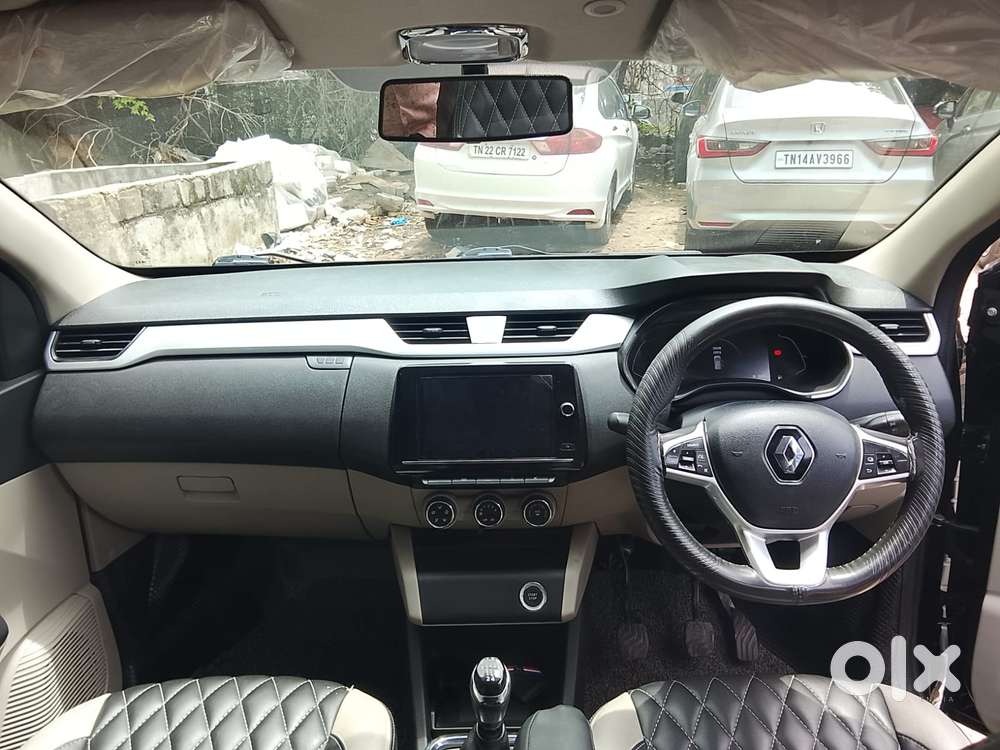 Renault Triber Rxz, 2024, Petrol