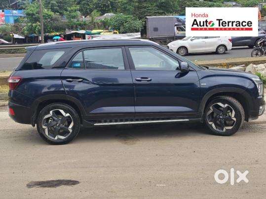 Hyundai Alcazar Signature (o) 7 Seater 1.5 Diesel At Adventure Dual ..
