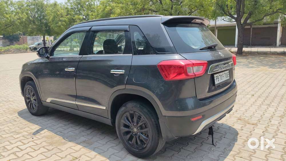 Maruti Suzuki Brezza 1.5 Zxi At Smart Hybrid, 2020, Petrol