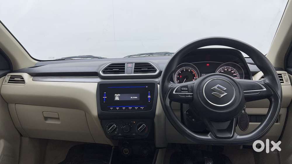 Maruti Suzuki Dzire 1.2 Vxi, 2023, Petrol