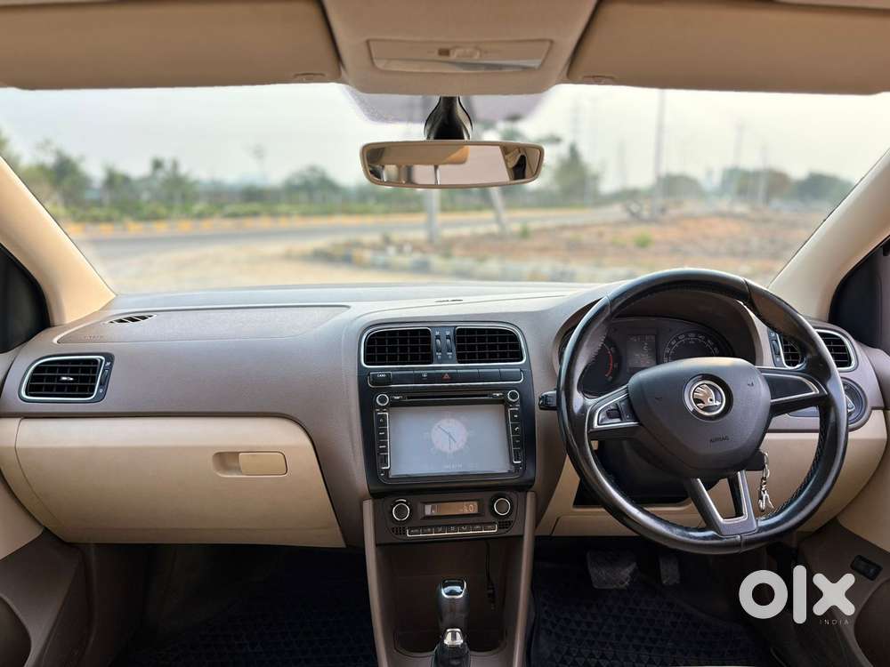 Skoda Rapid 2013-2016 1.6 Mpi At Style Plus, 2016, Petrol