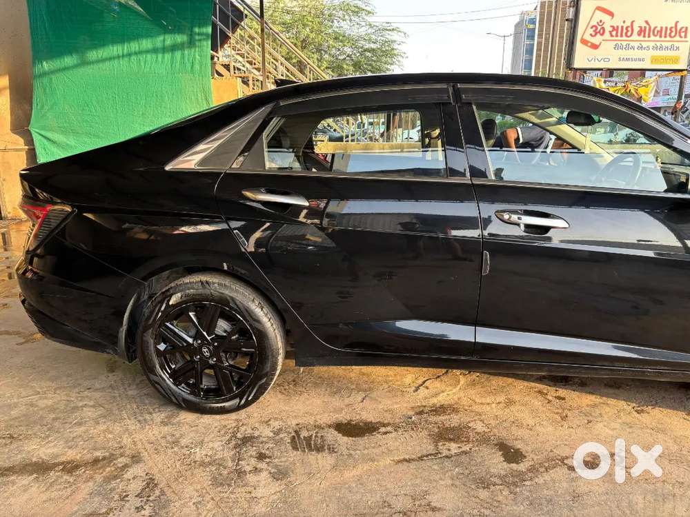 Hyundai Verna Sx Turbo Petrol Dct (automatic) Black Colour