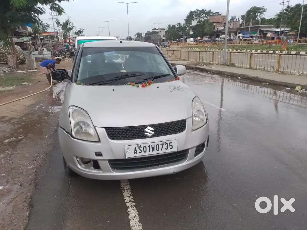Maruti Suzuki Swift 2005 Petrol 95000 Km Driven