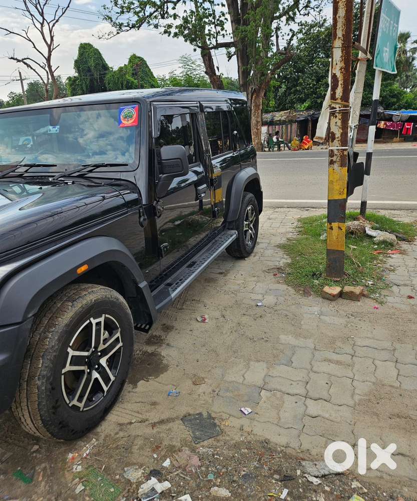 Mahindra Thar Roxx 2025