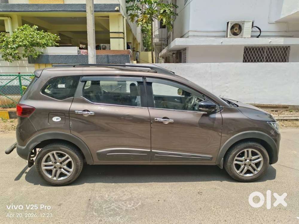 Renault Triber Rxz, 2021, Petrol